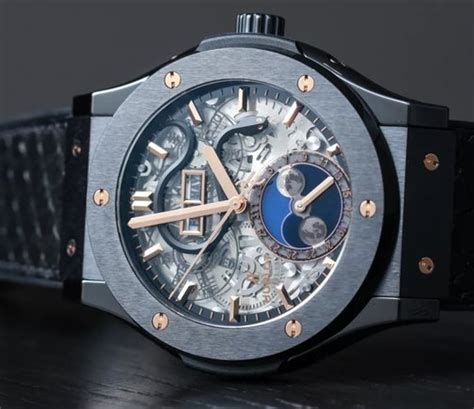 Ремонт швейцарских часов Hublot в Москве.